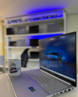 New Laptop Asus Vivobook 16 16GB Intel Core I5 SSD 512GB