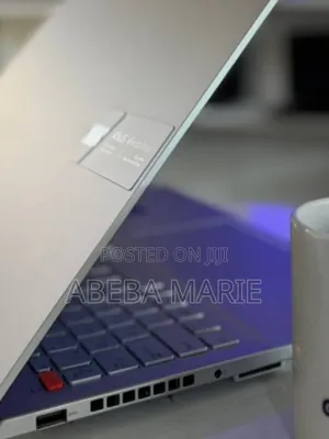 Photo - New Laptop Asus VivoBook 15 X505BA 16GB Intel Core I5 SSD 512GB
