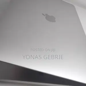 New Laptop Apple MacBook Pro 2020 M1 8GB Apple M1 SSD 256GB