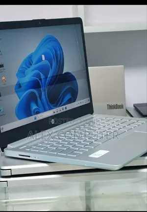 New Laptop HP Stream Notebook 8GB Intel Core i5 SSD 512GB