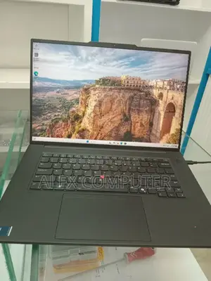 New Laptop Lenovo 32GB Intel Core Ultra 9 SSD 1T