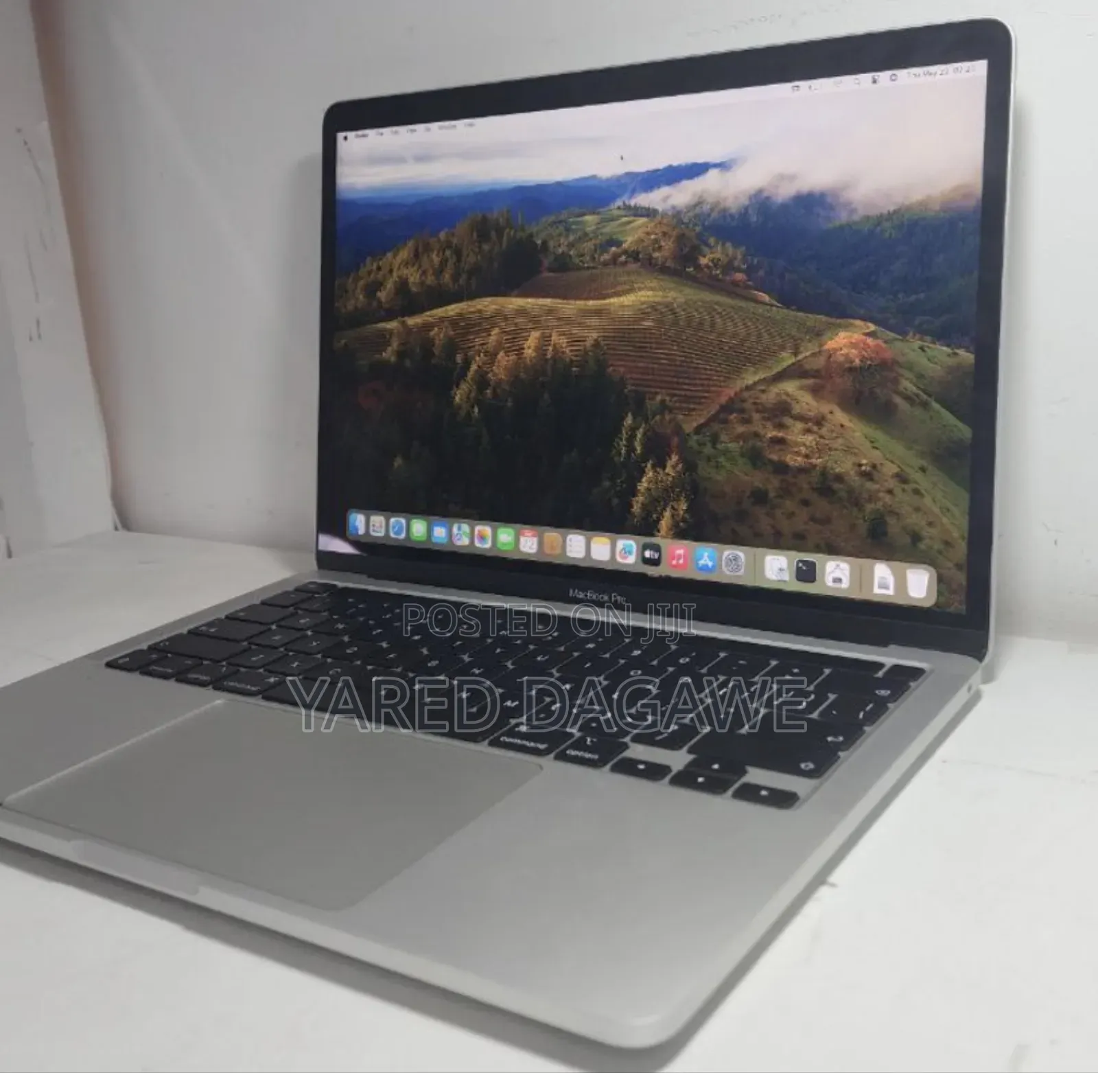 New Laptop Apple MacBook Pro M1 8GB Apple M1 Pro SSD 256GB