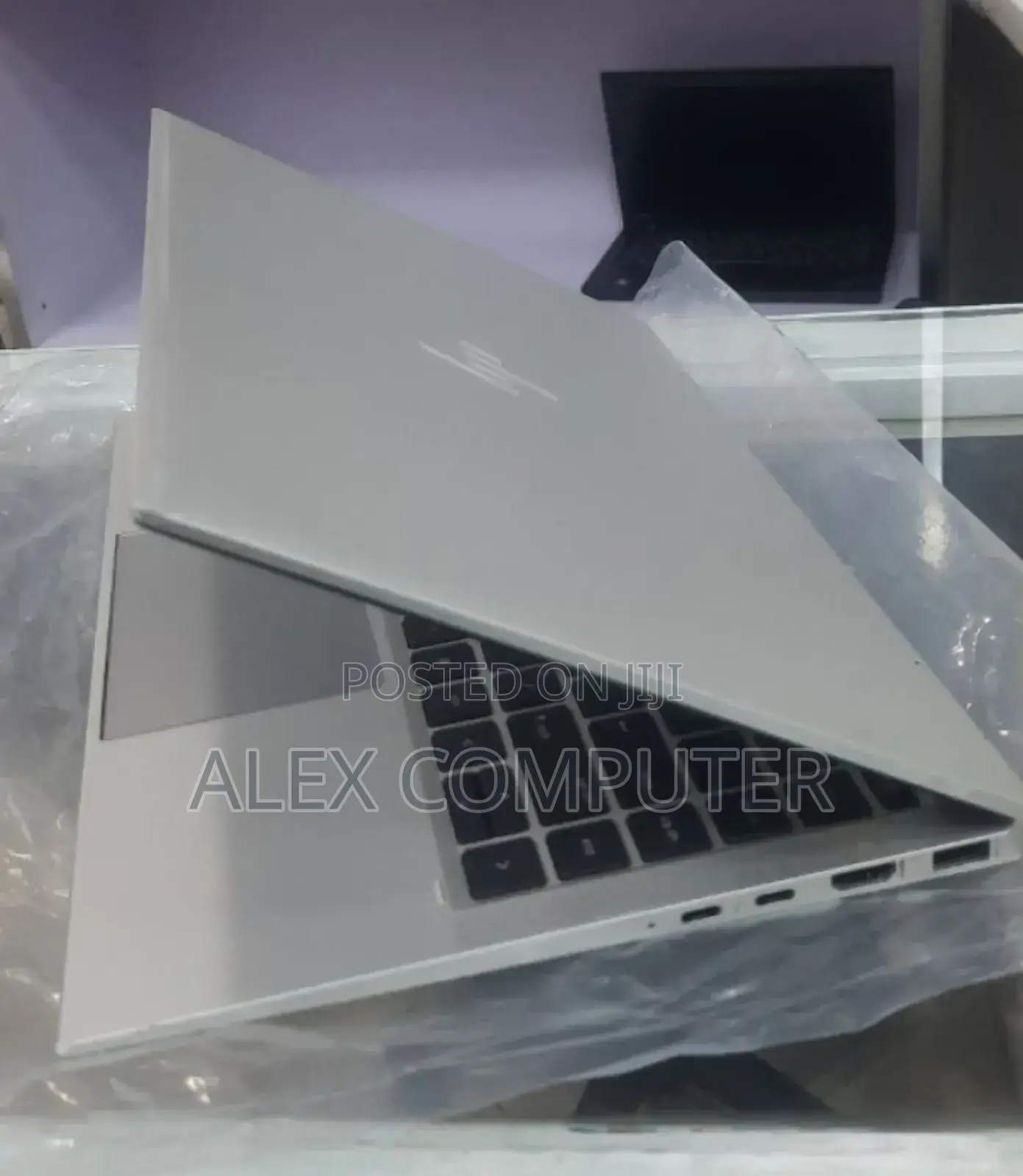 New Laptop HP EliteBook X360 1040 G7 16GB Intel Core I7 SSD 512GB