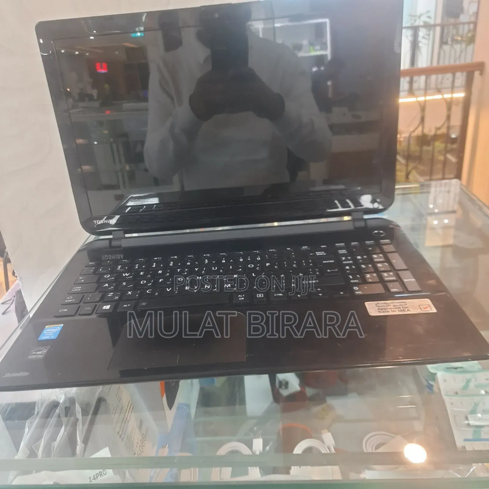 New Laptop Toshiba Satellite C850 4GB Intel Core I3 HDD 500GB