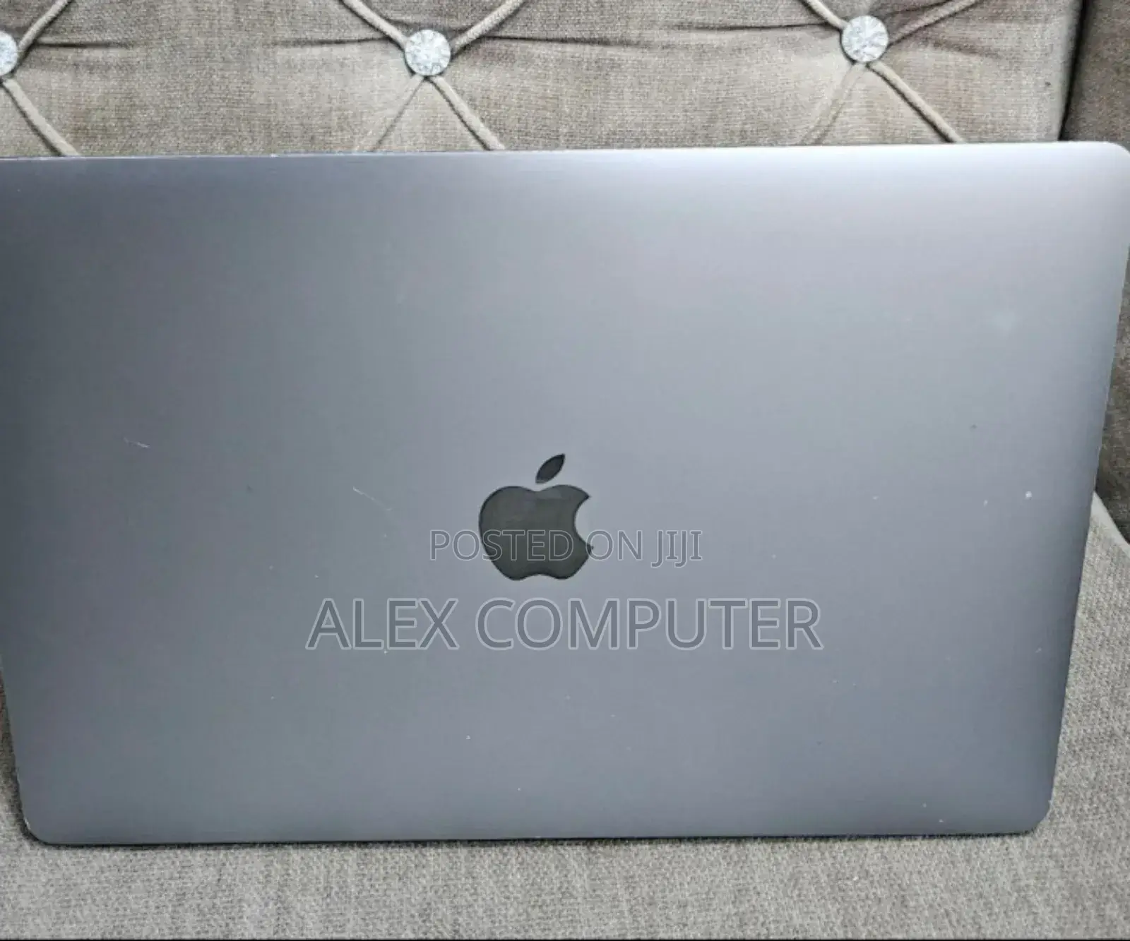 New Laptop Apple MacBook Pro 2017 16GB Intel Core I5 SSD 256GB