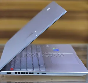 New Laptop Asus VivoBook 15 X505BA 16GB Intel Core I7 SSD 512GB