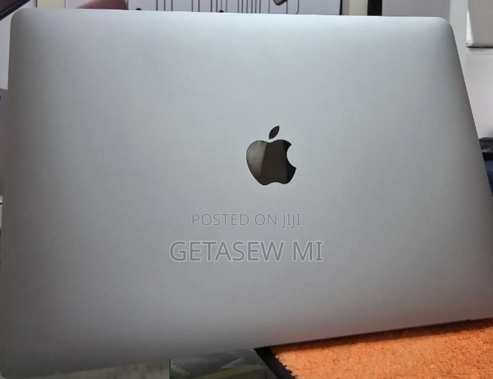 New Laptop Apple MacBook Air 2020 M1 8GB Apple M1 SSD 256GB