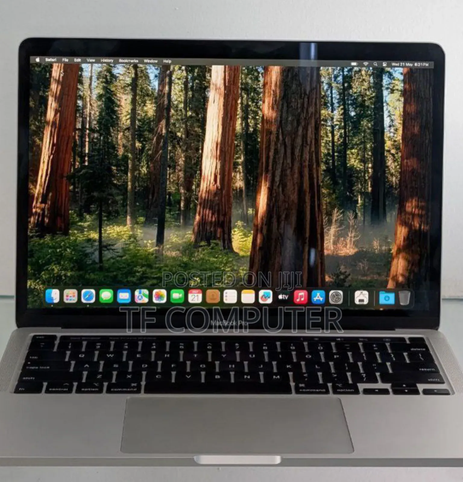 New Laptop Apple MacBook Pro 2020 8GB Intel Core I5 SSD 256GB