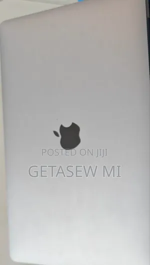 New Laptop Apple MacBook Pro 2022 M2 8GB Apple M2 SSD 256GB