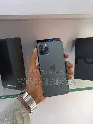 Photo - Apple iPhone 11 Pro Max 256 GB Gray