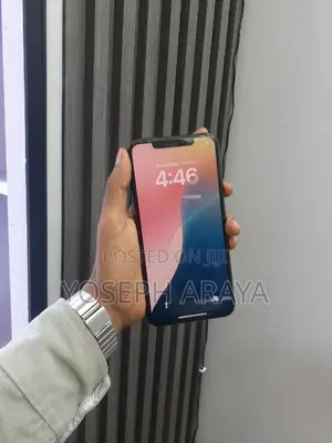 Apple iPhone 12 64 GB Black