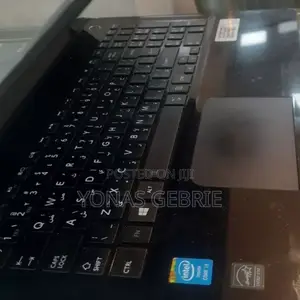 Laptop Toshiba 4GB Intel Core I3 HDD 500GB