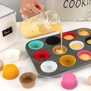 Photo - 12 Holes Cup + Silicon Baking Molds Muffin Pan