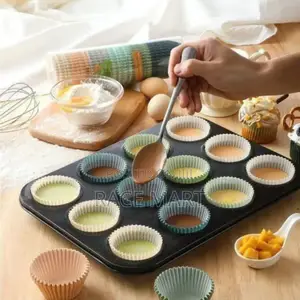 12 Holes Cup + Silicon Baking Molds Muffin Pan