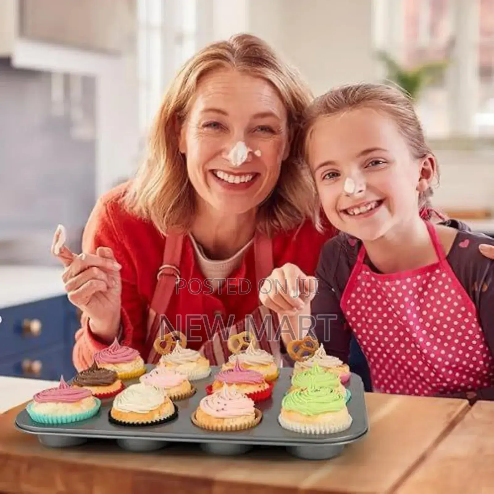 12 Holes Cup + Silicon Baking Molds Muffin Pan