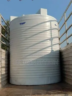 Photo - Roto Vertical Water Tanker Roto From Factory