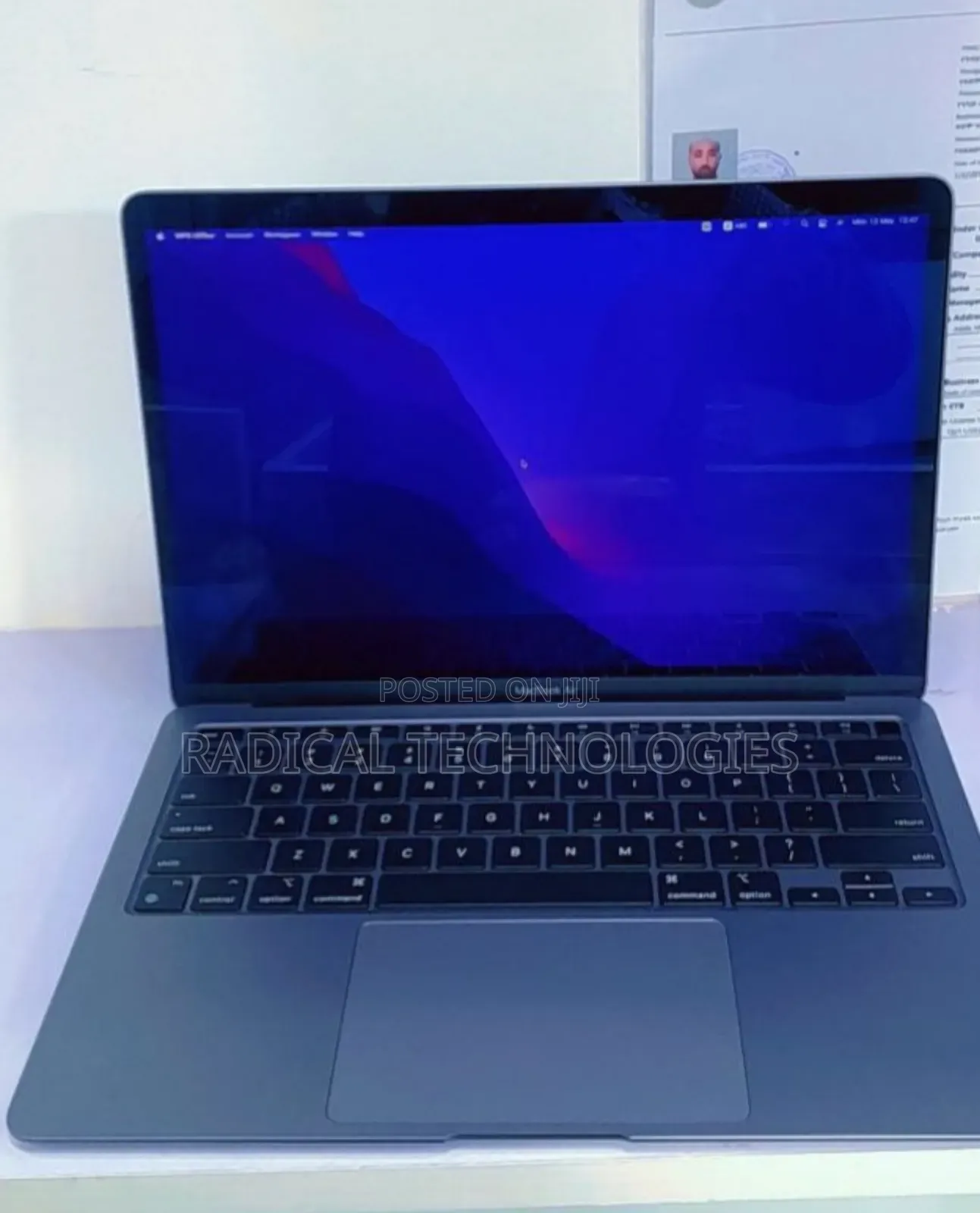 New Laptop Apple MacBook Air 2020 M1 8GB Intel Core Ultra 7 SSD 256GB