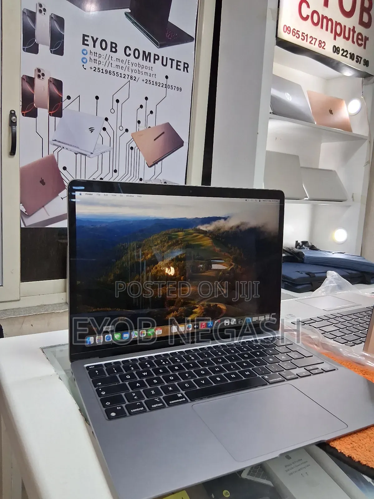 New Laptop Apple MacBook Air 2020 M1 16GB Apple M1 SSD 256GB