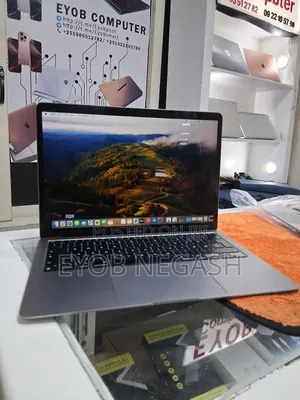 New Laptop Apple MacBook Air 2020 M1 16GB Apple M1 SSD 256GB