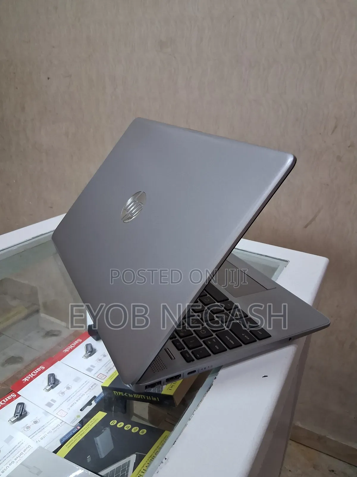 New Laptop HP EliteBook 840 8GB Intel Core I5 HDD 1T