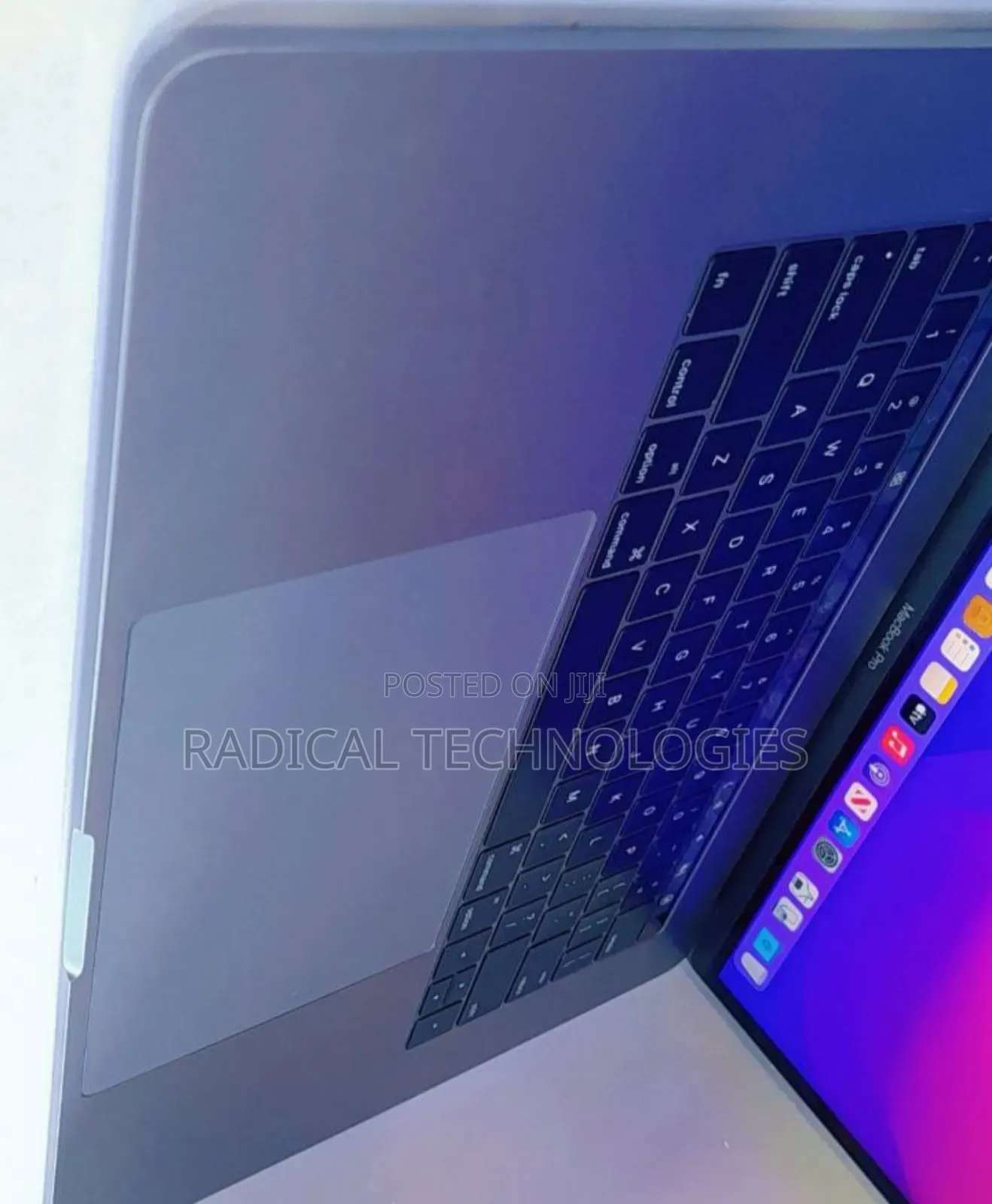 New Laptop Apple MacBook Pro 2017 16GB Intel Core I7 SSD 512GB