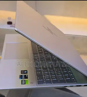 New Laptop HP Pavilion Gaming 15 2019 16GB Intel Core I7 SSD 1T