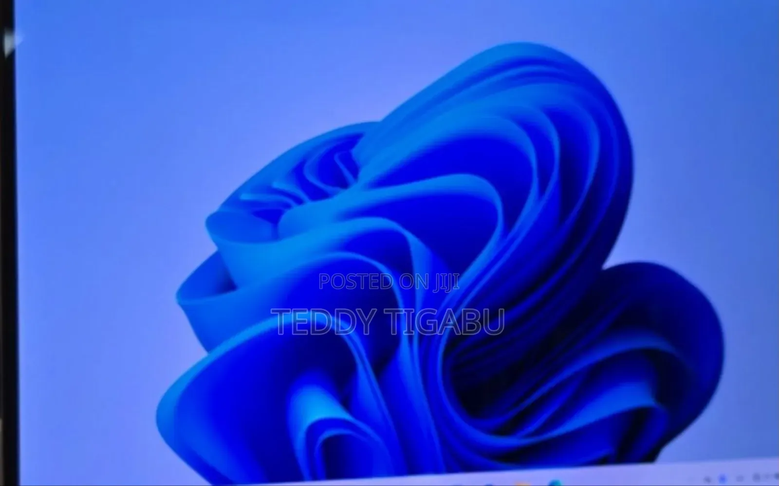 New Laptop Dell Inspiron 15 16GB Intel Core I7 SSD 1T