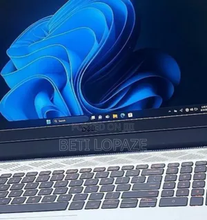 New Laptop Dell G15 5511 4GB AMD Ryzen 5 HDD 512GB