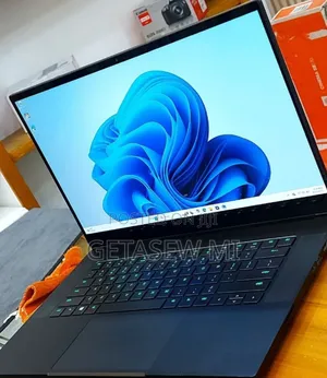 Photo - New Laptop Razer Blade 32GB Intel Core I7 SSD 1T