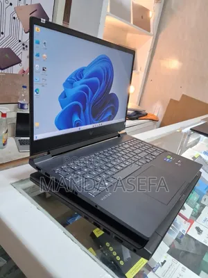 New Laptop HP Victus 16 16GB Intel Core I7 SSD 1T