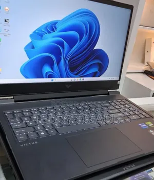 New Laptop HP Victus 16 16GB Intel Core I7 SSD 1T