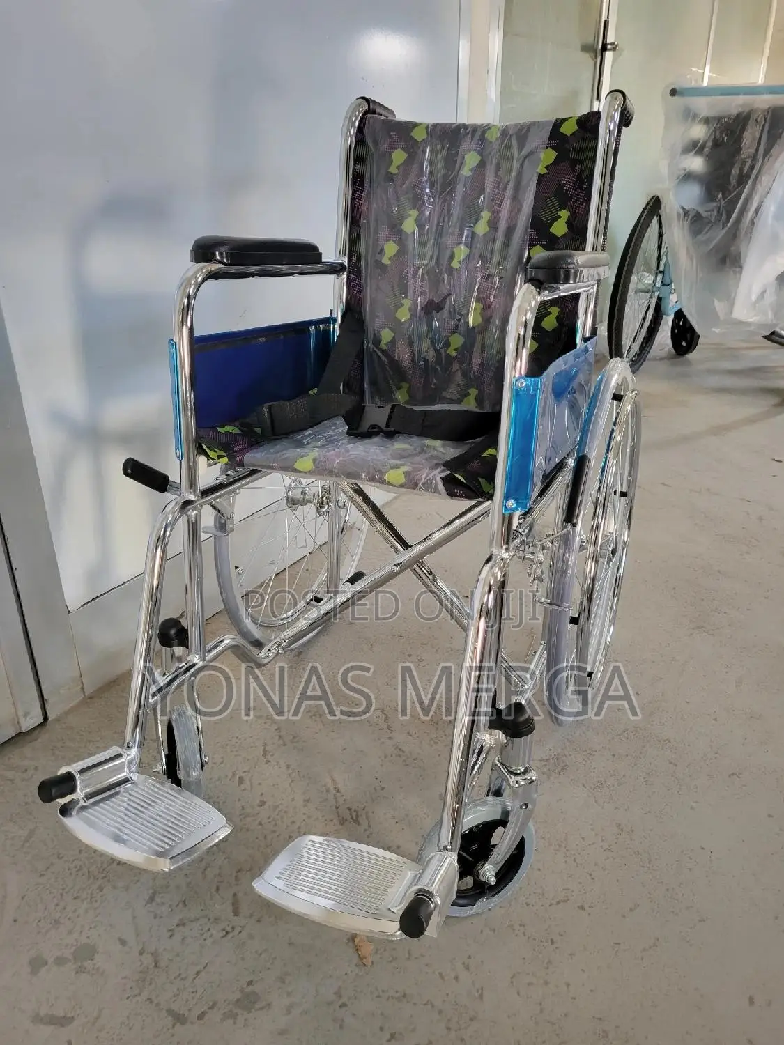 Lightweight Kids Wheelchairفa Cost-Effective Wheelchair