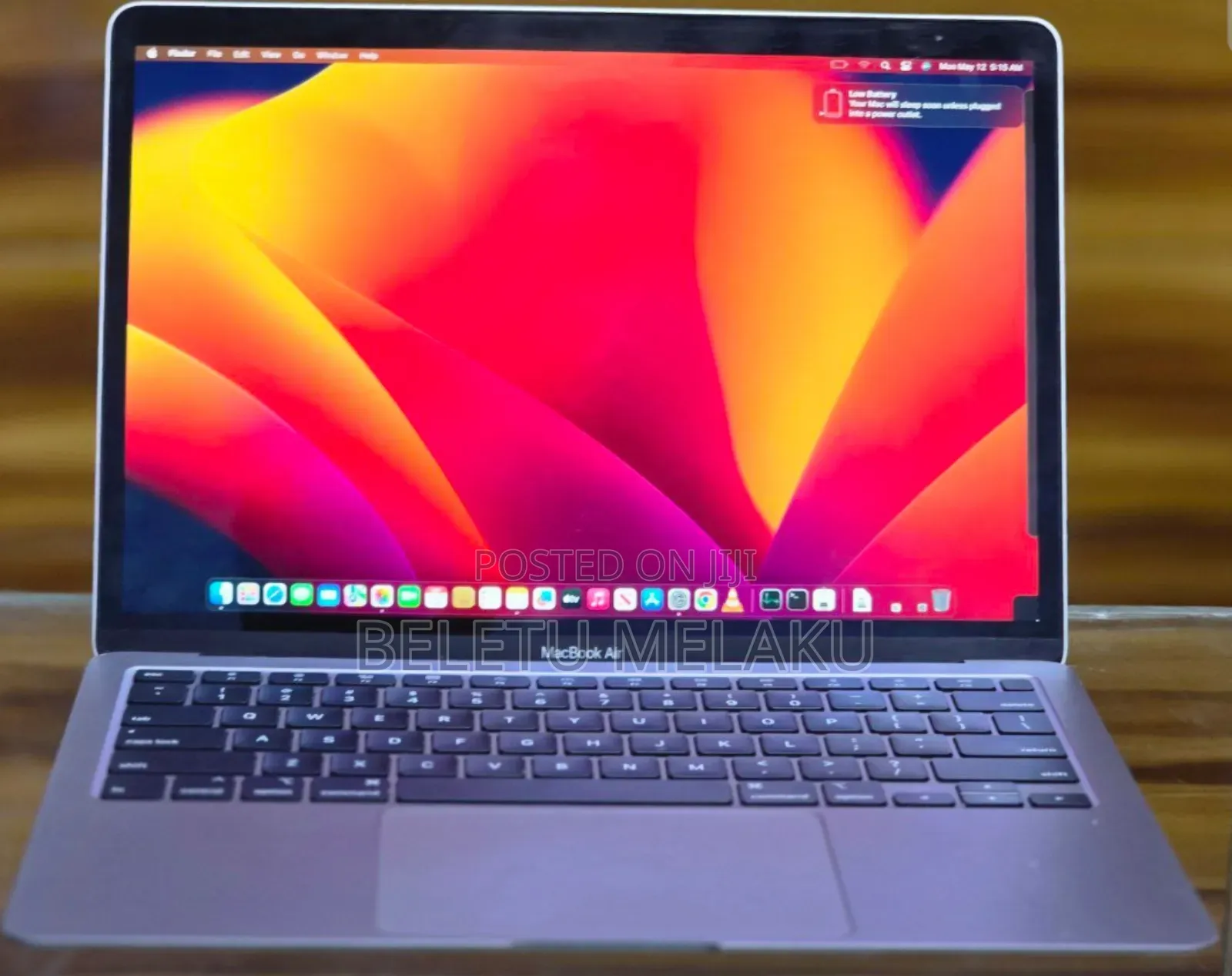 New Laptop Apple MacBook Air 2020 M1 8GB Intel Core I5 SSD 256GB