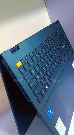 New Laptop Asus Vivobook 16 16GB Intel Core I5 SSD 512GB
