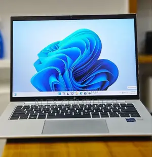 New Laptop HP EliteBook 840 10 16GB Intel Core I7 SSD 512GB