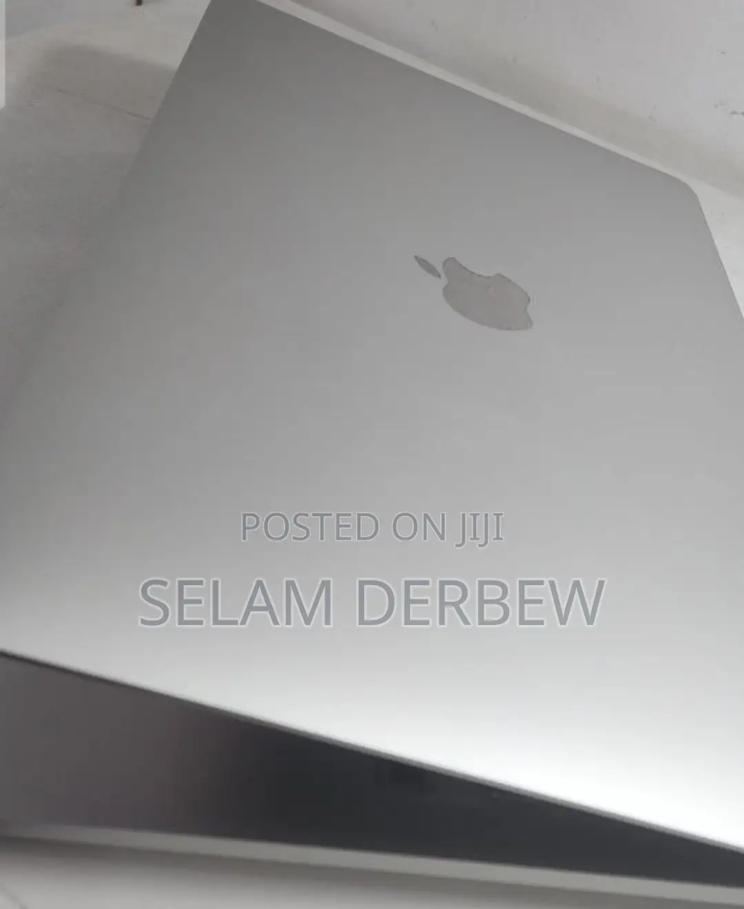 New Laptop Apple MacBook Pro M1 8GB Apple M1 SSD 256GB