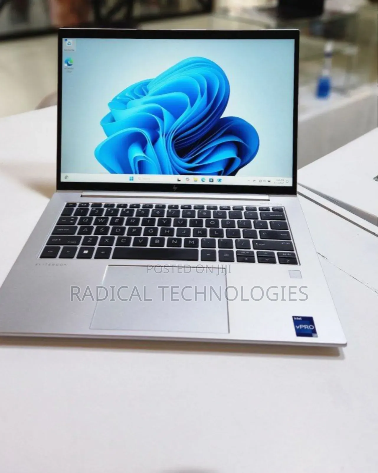 New Laptop HP EliteBook 840 G9 16GB Intel Core I7 SSD 512GB