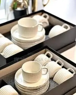Elegant White Ceramic 12pcs Tea Set With Plates