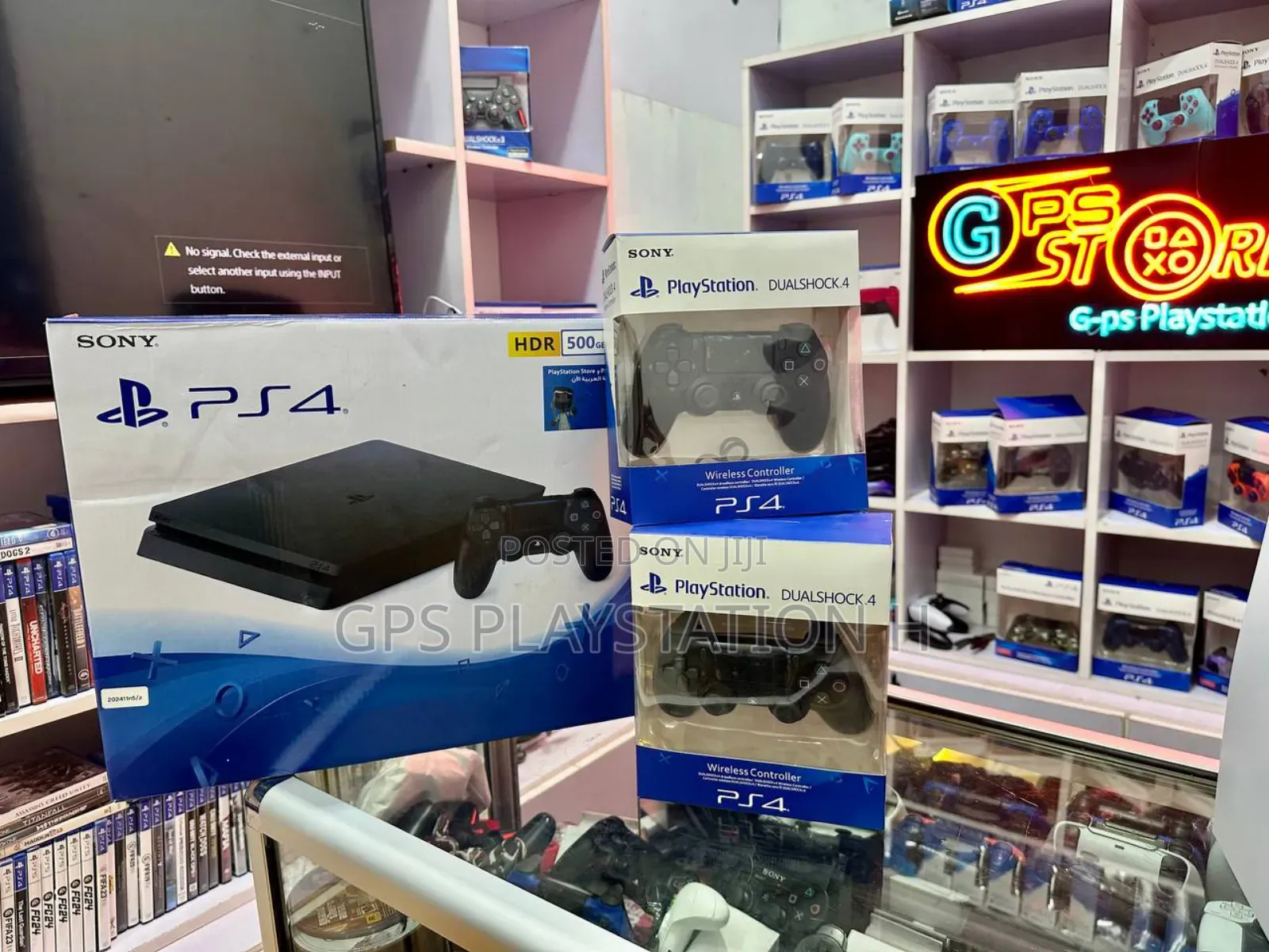 Playstation 4 Slim አዲስ