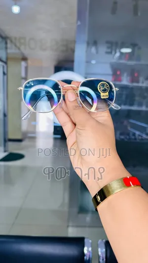 Ray-Ban Rb3809 Phantos Shape Sunglasses