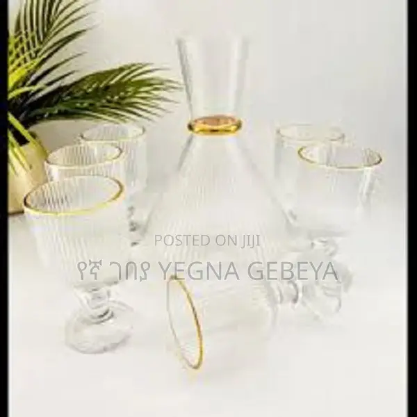 Elegant Ribbed Glassware Set – 7-Piece