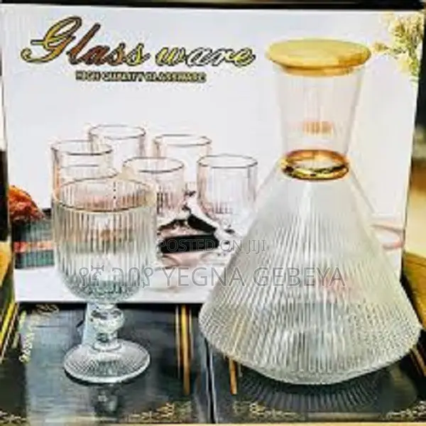 Elegant Ribbed Glassware Set – 7-Piece