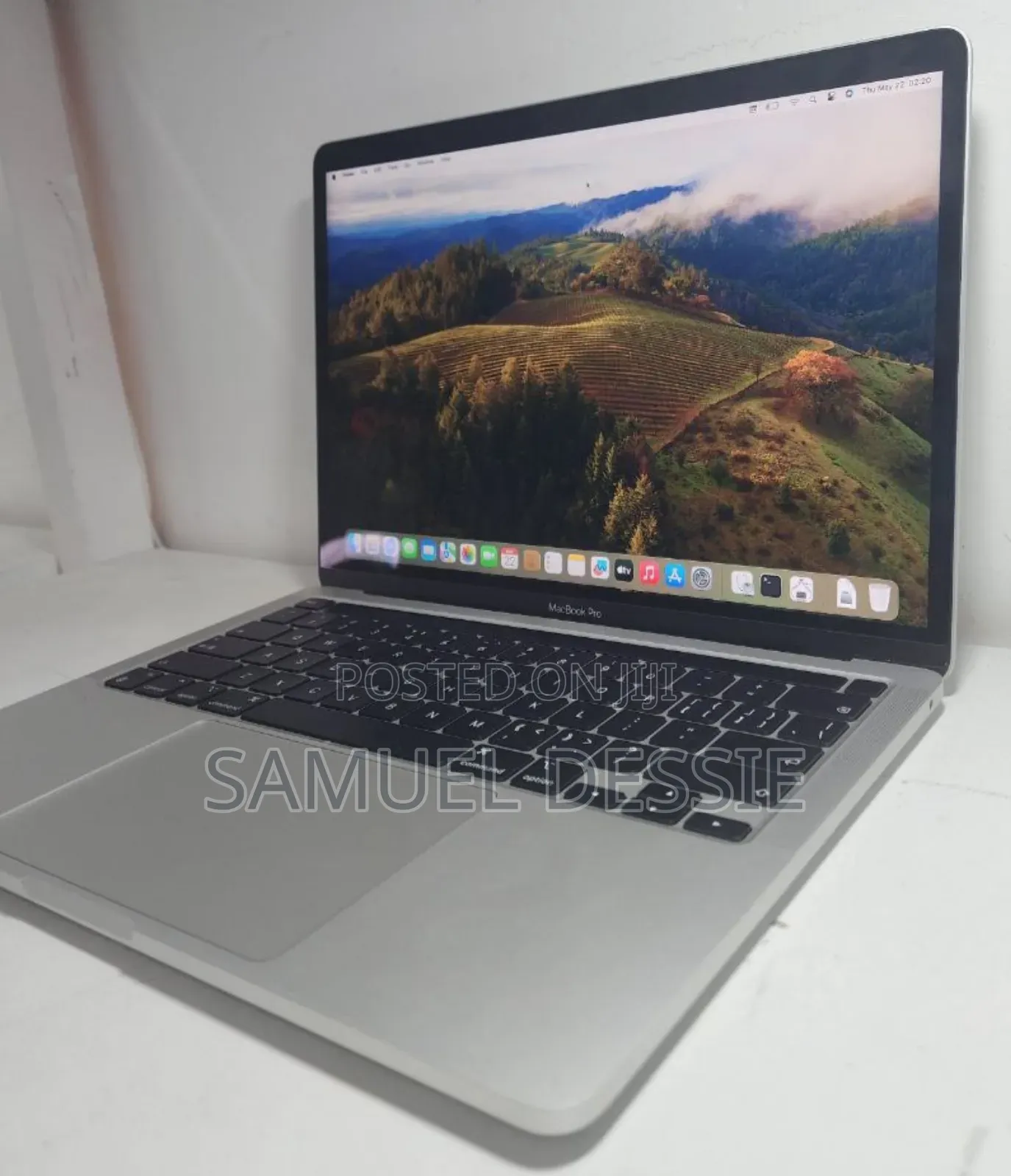 New Laptop Apple MacBook Pro M1 8GB Apple M1 SSD 256GB