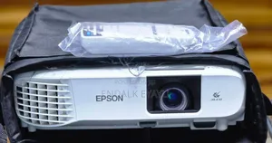 Photo - Epson Projecter Eb-X39