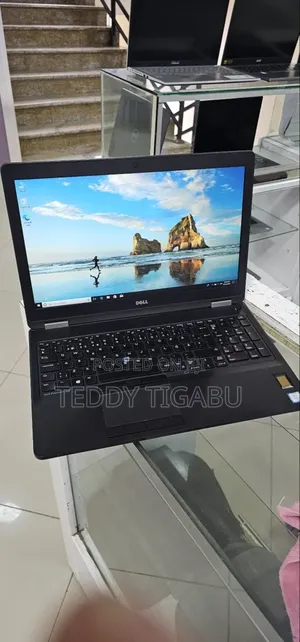 New Laptop Dell Precision 15 3541 16GB Intel Core I7 SSD 512GB