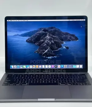 New Laptop Apple MacBook Pro 2018 8GB Intel Core I5 SSD 256GB