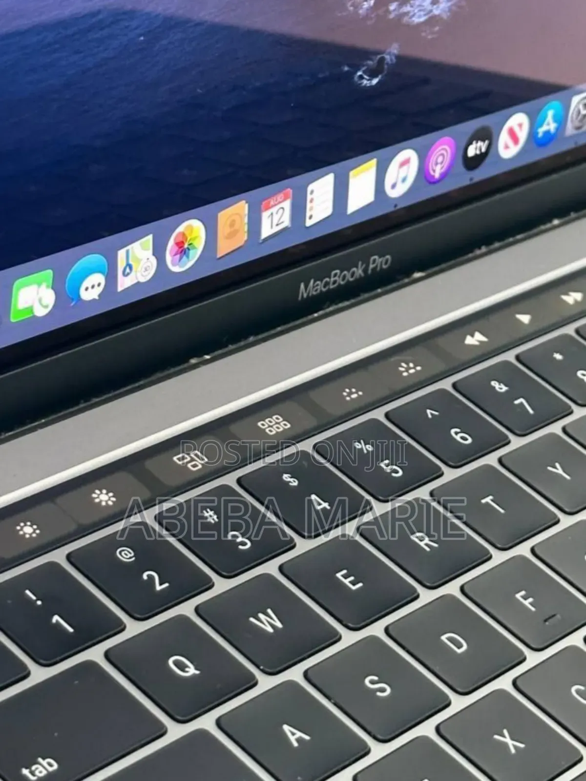 New Laptop Apple MacBook Pro 2018 8GB Intel Core I5 SSD 256GB