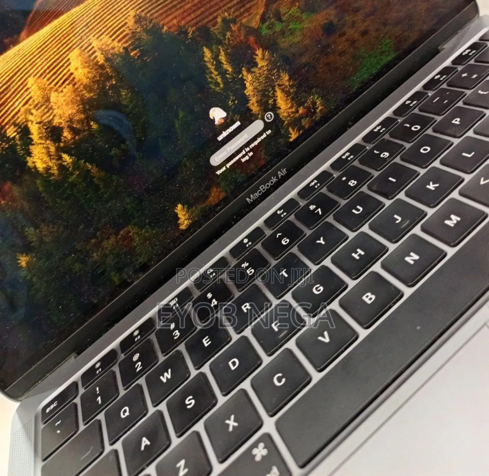 New Laptop Apple MacBook Air 2020 M1 8GB Apple M1 SSD 256GB