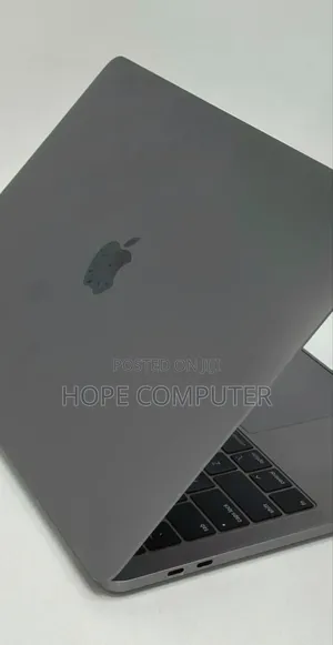 Photo - New Laptop Apple MacBook Pro 2018 8GB Intel Core I5 SSD 256GB