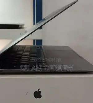 New Laptop Apple MacBook Pro 2017 8GB Apple M1 SSD 256GB